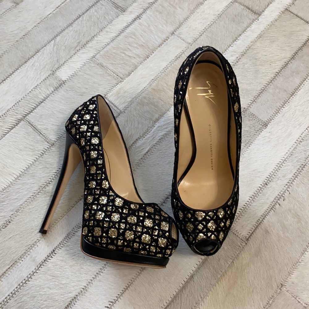 Giuseppe Zanotti women’s open toe heels